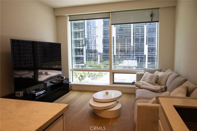 877 Francisco Street 1105, Los Angeles, CA 90017