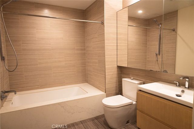 877 Francisco Street 1105, Los Angeles, CA 90017