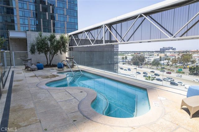 877 Francisco Street 1105, Los Angeles, CA 90017