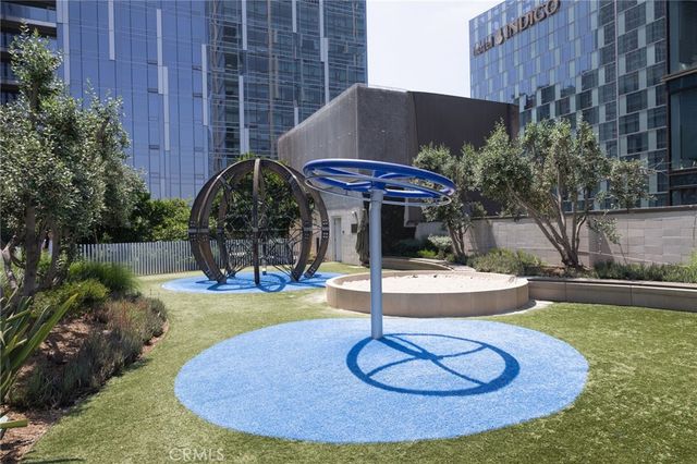 877 Francisco Street 1105, Los Angeles, CA 90017