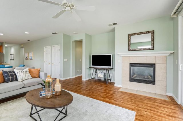 340 Greg Thatch Cir, Sacramento, CA 95835