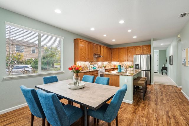 340 Greg Thatch Cir, Sacramento, CA 95835