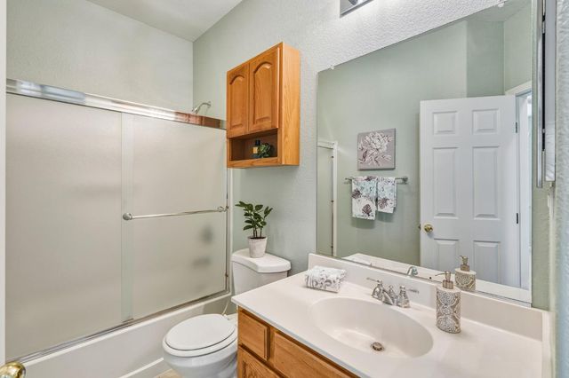 340 Greg Thatch Cir, Sacramento, CA 95835