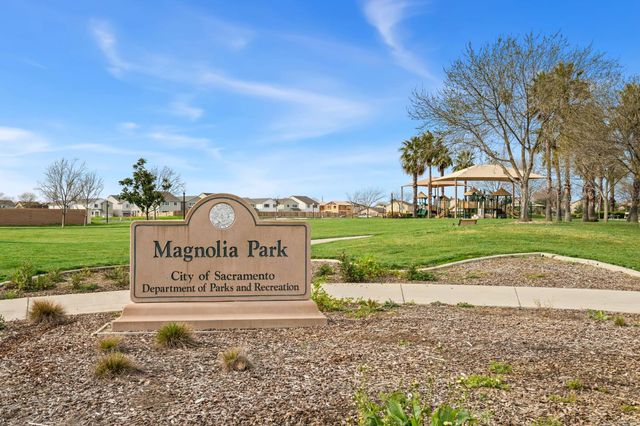 340 Greg Thatch Cir, Sacramento, CA 95835