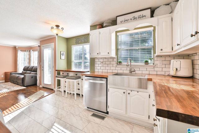 5306 LEE ROAD, Pell City, AL 35128