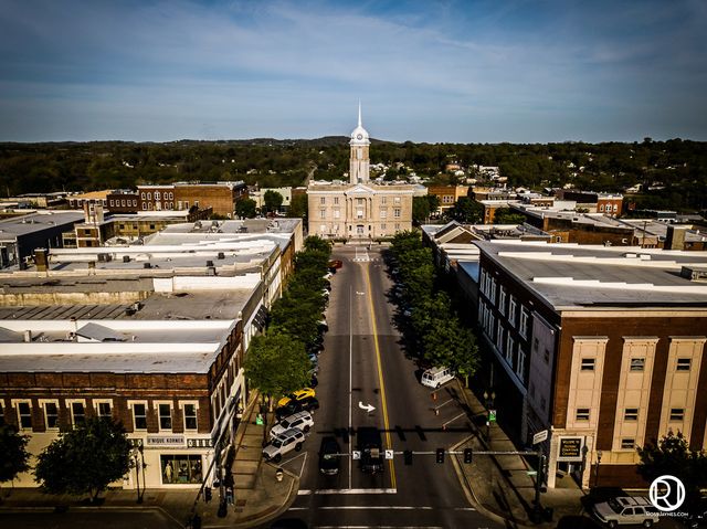 103 Pemberton Dr, Ashland City, TN 37015