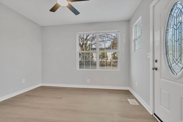 103 Pemberton Dr, Ashland City, TN 37015