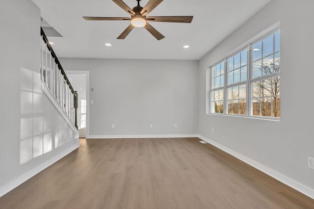 103 Pemberton Dr, Ashland City, TN 37015