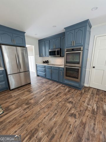 2395 Sumter Lake Drive, Marietta, GA 30062