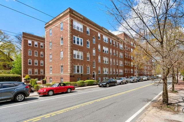 20-22 Concord Ave B, Cambridge, MA 02138