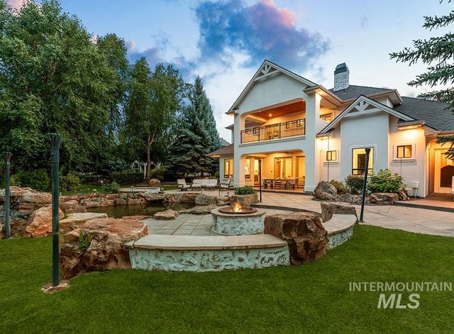 1222 S Lake Pointe Way, Eagle, ID 83616