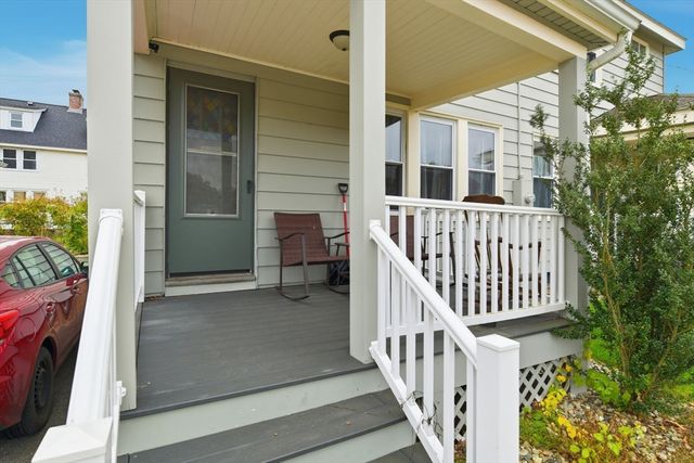 52-54 Everett St, Easthampton, MA 01027