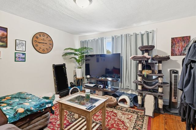 52-54 Everett St, Easthampton, MA 01027