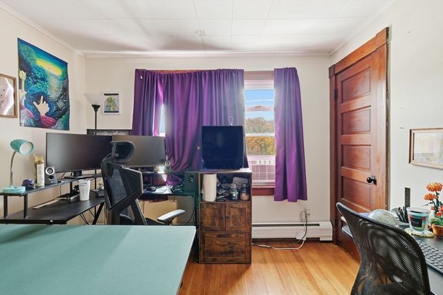 52-54 Everett St, Easthampton, MA 01027