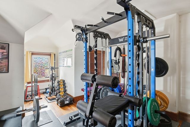 52-54 Everett St, Easthampton, MA 01027