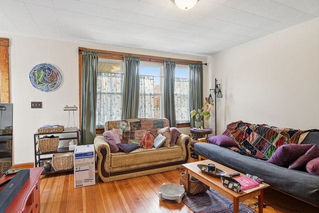 52-54 Everett St, Easthampton, MA 01027