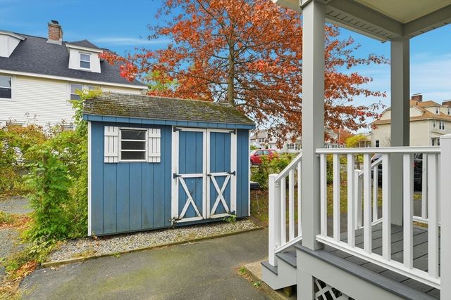 52-54 Everett St, Easthampton, MA 01027