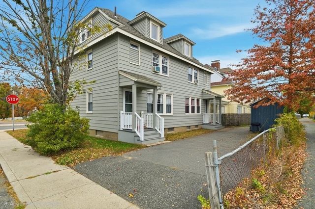 52-54 Everett St, Easthampton, MA 01027