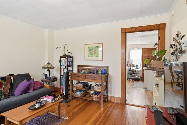 52-54 Everett St, Easthampton, MA 01027