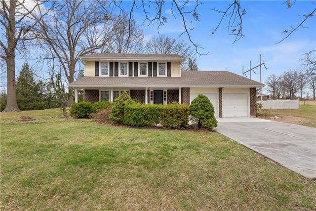 26612 E BLUE MILLS Road, Sibley, MO 64088