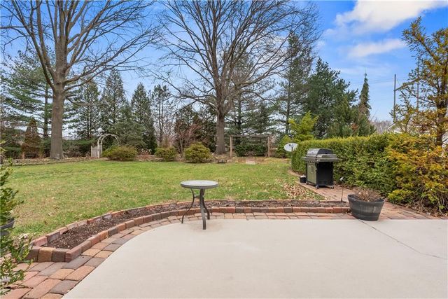 26612 E BLUE MILLS Road, Sibley, MO 64088