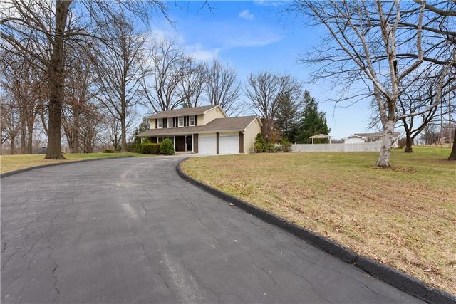 26612 E BLUE MILLS Road, Sibley, MO 64088
