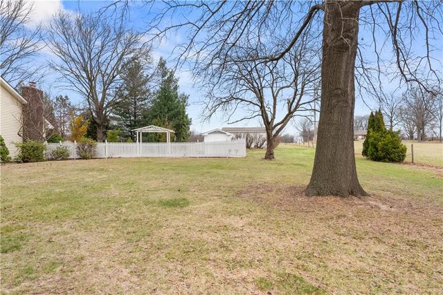 26612 E BLUE MILLS Road, Sibley, MO 64088