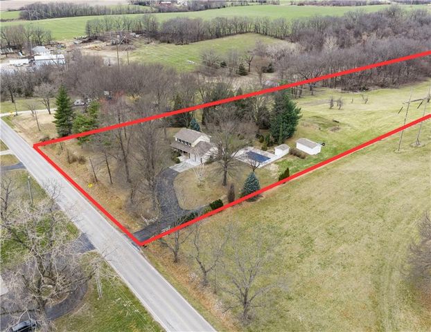 26612 E BLUE MILLS Road, Sibley, MO 64088