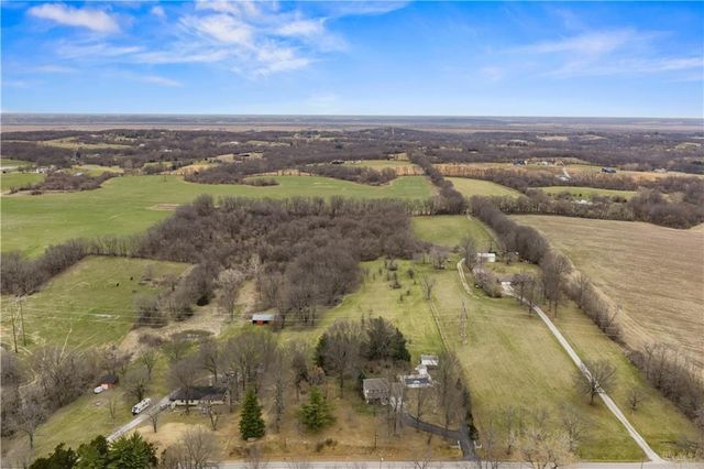 26612 E BLUE MILLS Road, Sibley, MO 64088