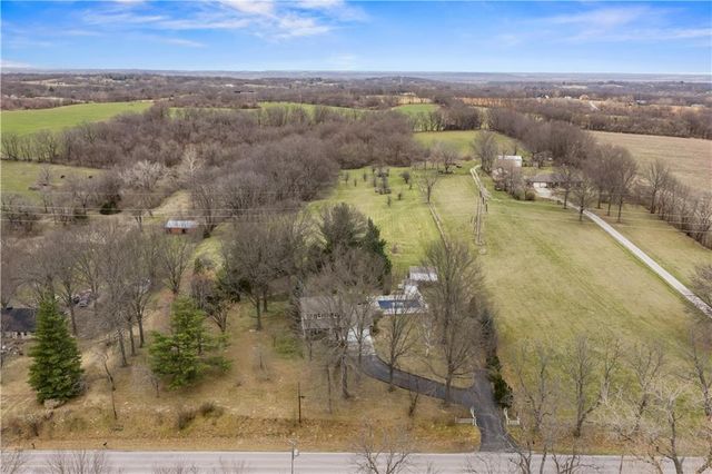 26612 E BLUE MILLS Road, Sibley, MO 64088