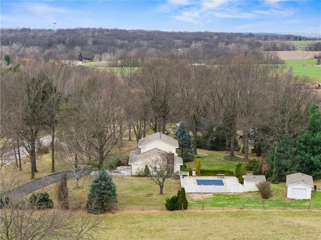 26612 E BLUE MILLS Road, Sibley, MO 64088