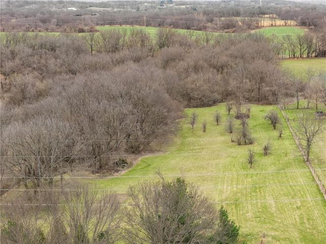 26612 E BLUE MILLS Road, Sibley, MO 64088