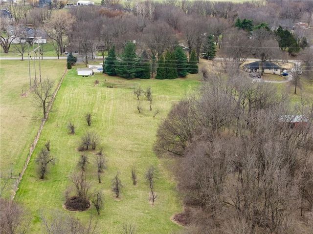 26612 E BLUE MILLS Road, Sibley, MO 64088