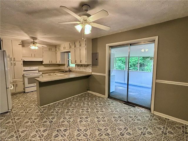 2712 Sherlock Drive A, Decatur, GA 30034