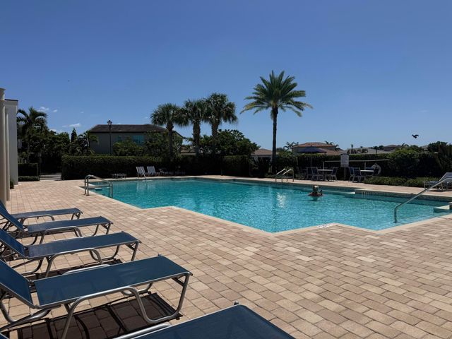 9028 Kingsmoor Way, Lake Worth, FL 33467