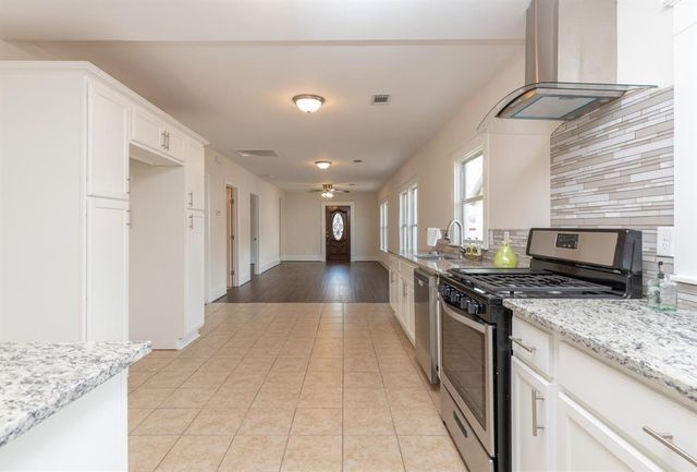 3406 Michigan Street, Baytown, TX 77520