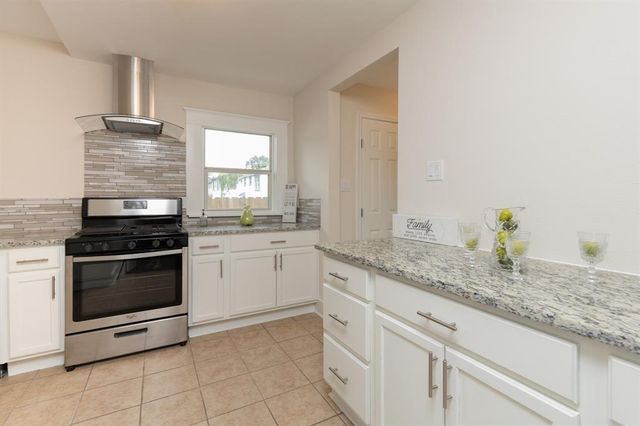 3406 Michigan Street, Baytown, TX 77520
