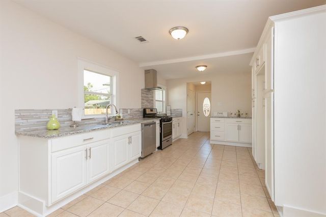 3406 Michigan Street, Baytown, TX 77520
