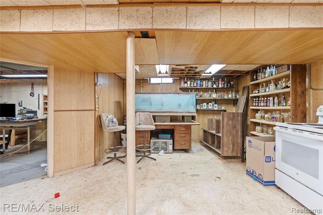 5189 Otsego Street, Burton, MI 48509