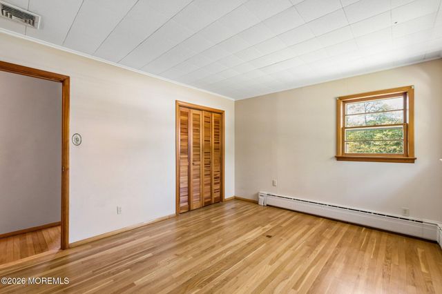 3 Willis Street, Marlboro, NJ 07746