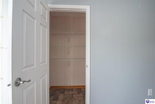 164 Carlton Court, Vine Grove, KY 40175