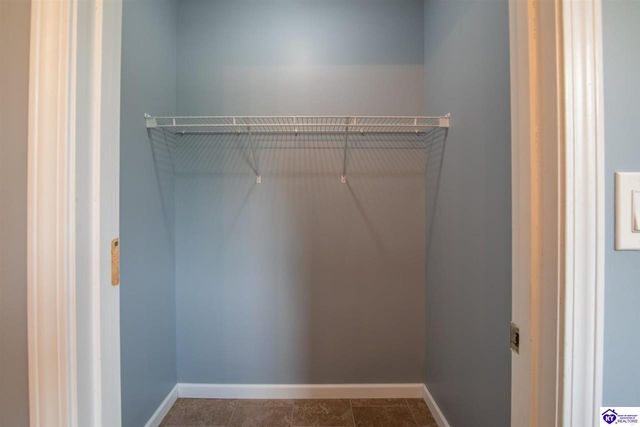 164 Carlton Court, Vine Grove, KY 40175
