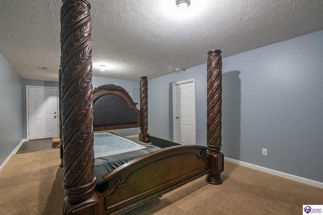 164 Carlton Court, Vine Grove, KY 40175