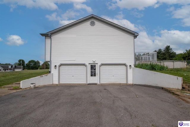 164 Carlton Court, Vine Grove, KY 40175