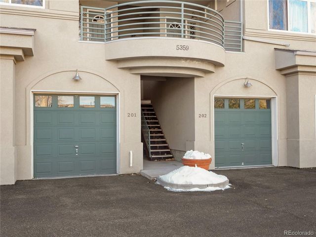 5359 Balsam St 201, Arvada, CO 80002