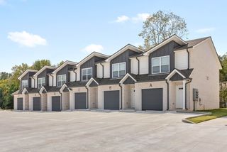 317 Longshadow Trl Unit F, Clarksville, TN 37043