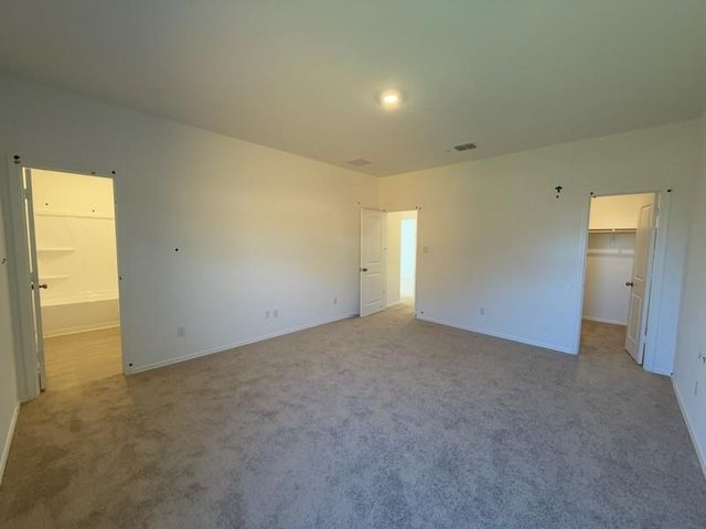 205 The Bad WAY, Jarrell, TX 76537