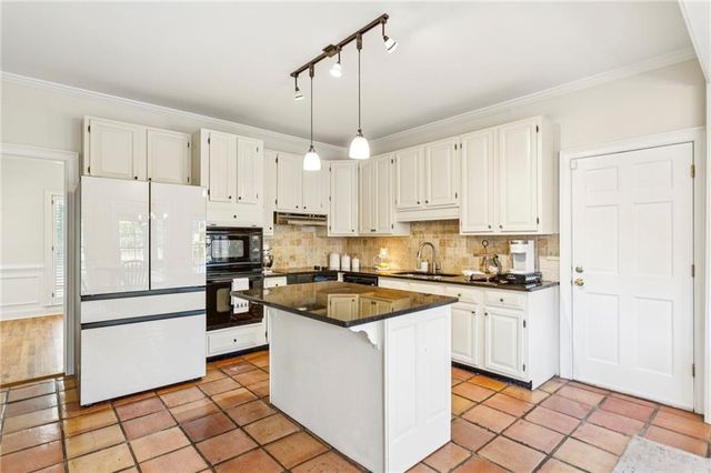 5260 Oglethorpe Court, Powder Springs, GA 30127