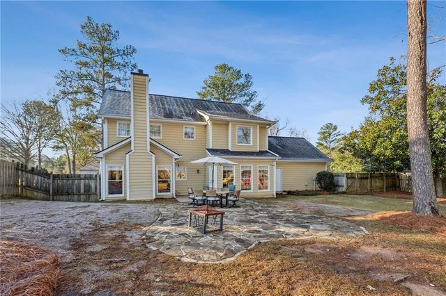 5260 Oglethorpe Court, Powder Springs, GA 30127