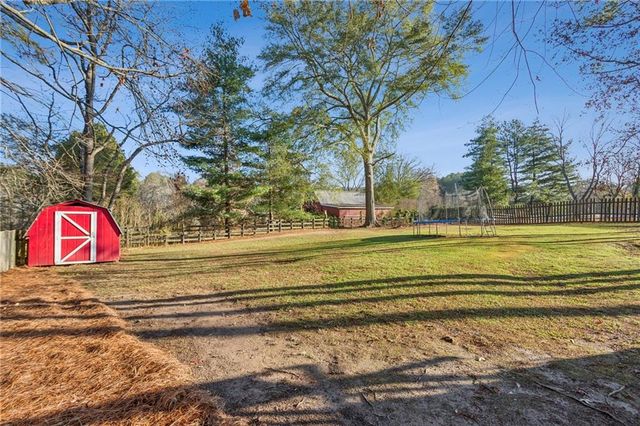 5260 Oglethorpe Court, Powder Springs, GA 30127